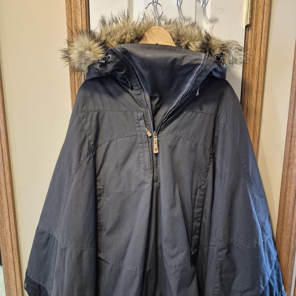 Fjallraven Luhkka Cape/Poncho